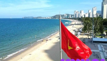 Bãi biển Nha Trang - Khánh Hòa