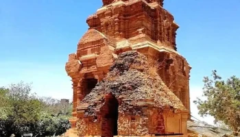Champa temples ಚಂಪಾ ದೇವಸ್ಥಾನಗಳು - Bình Thuận