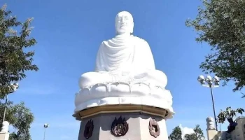 Chùa Long Sơn - Khánh Hòa