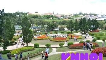 Công viên Ánh Sáng - Đ. Nguyễn Văn Cừ
