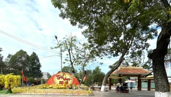 Công viên Nguyễn Thị Bảy - Ql50