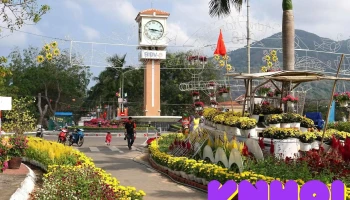 Tháp Đồng Hồ Côn Đảo - Đường Lê Hồng Phong