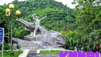 Tượng đài Cù Chính Lan - Hòa Bình