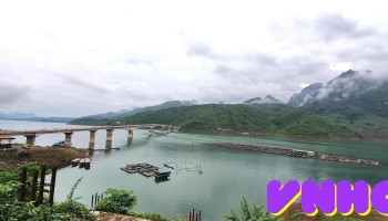 Đảo trái tim - Hồ Thuỷ Điện