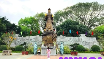 Đền Nguyên Phi Ỷ Lan - Hà Nội