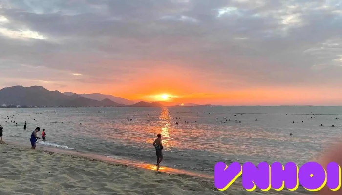 Bai Bien Binh Son Video - Ninh Thuận