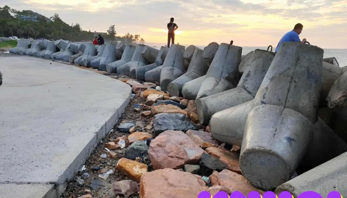 Bai Da Ong Dia Mat Troi Lan - Bình Thuận