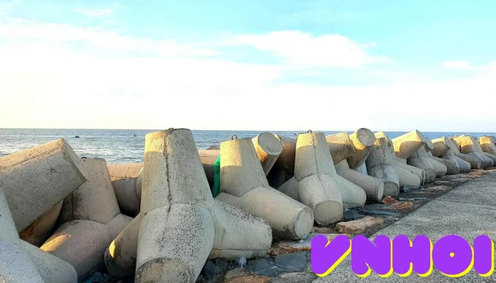 Bãi đá Ông Địa - Bình Thuận