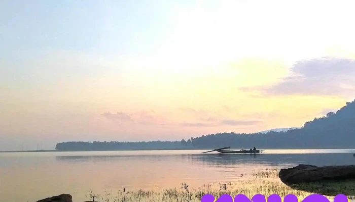 Bãi Đá Trứng - Bình Dương