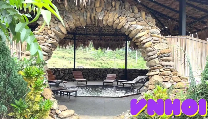Ban Mai Retreat -    Suoi Khoang Nong Ngoai That - Sơn La
