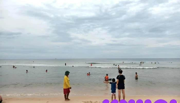 Bao Ninh Beach - Bảo Xuân