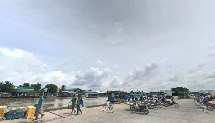 Ben Tau Ba Hon Che Do Xem Pho Va 360deg - Kiên Giang