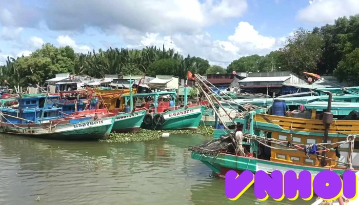 Ben Tau Ba Hon Moi Nhat - Kiên Giang