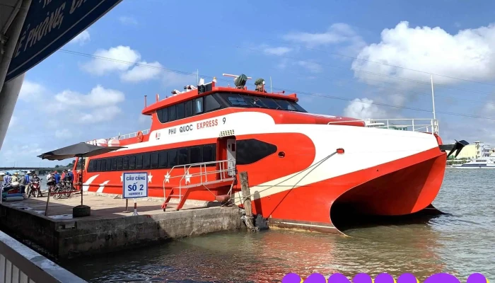 Ben Tau Ha Tien Moi Bien - Kiên Giang