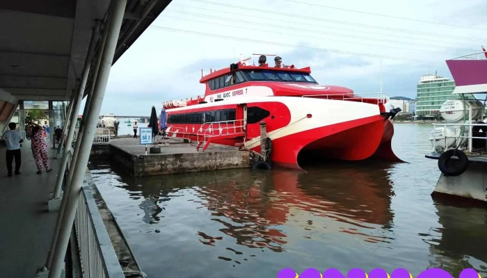 Ben Tau Ha Tien Moi Tat Ca - Kiên Giang