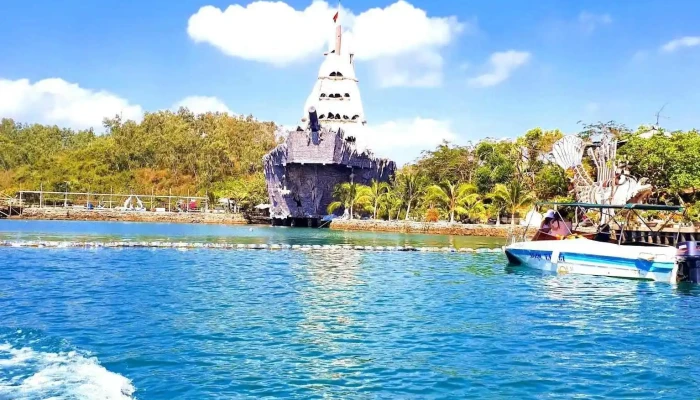 Ben Tau Tri Nguyen Thuyen - Khánh Hòa