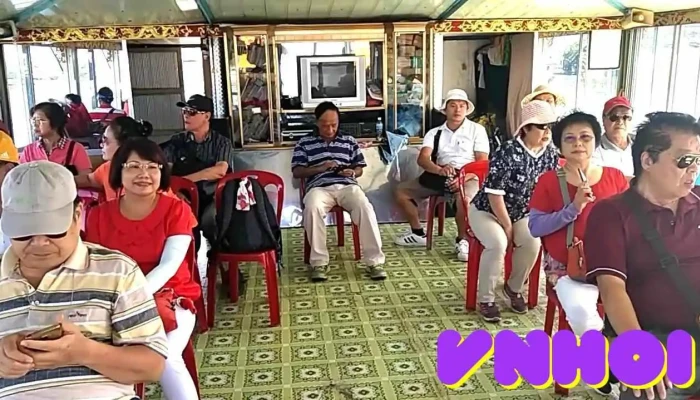 Ben Thuyen Toa Kham Video - Thành Phố Huế