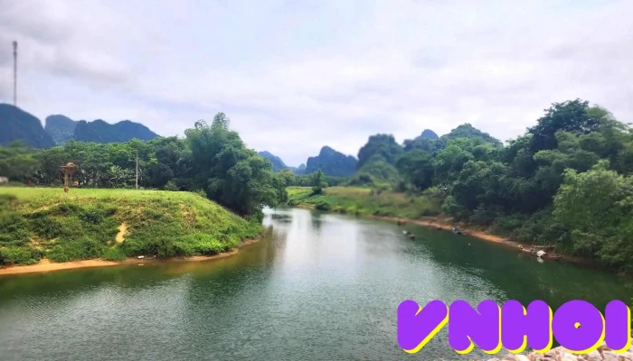 Bia tưởng niệm Di tích lịch sử Quốc gia đường Hồ Chí Minh - Hồ Chí Minh Tây