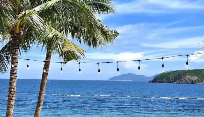 Biển Bãi Tiên Nha Trang - Khánh Hòa
