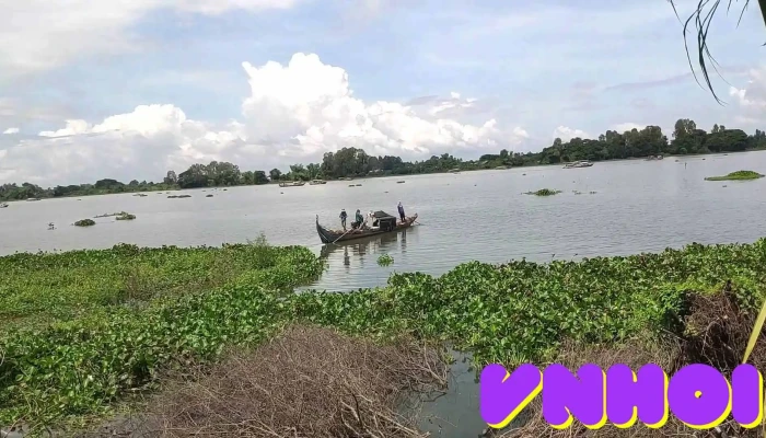 Bung Binh Thien Lon Video - An Giang