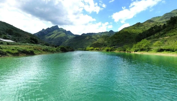 Can Lung Che Do Xem Pho Va 360deg - Hà Giang