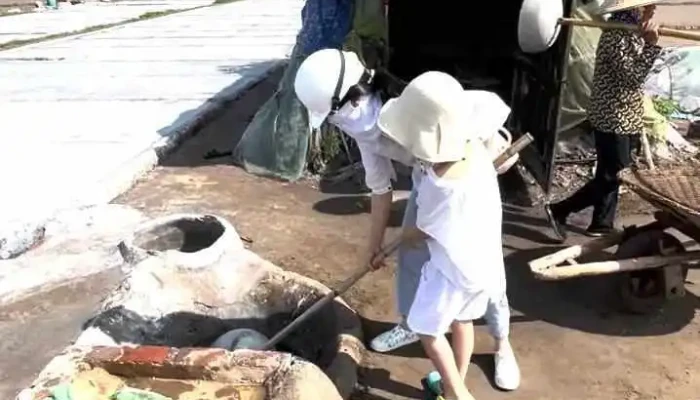Canh Dong Muoi Bach Long Video - Nam Định