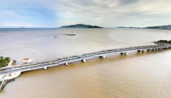 Cau Tran Phu Che Do Xem Pho Va 360deg - Khánh Hòa