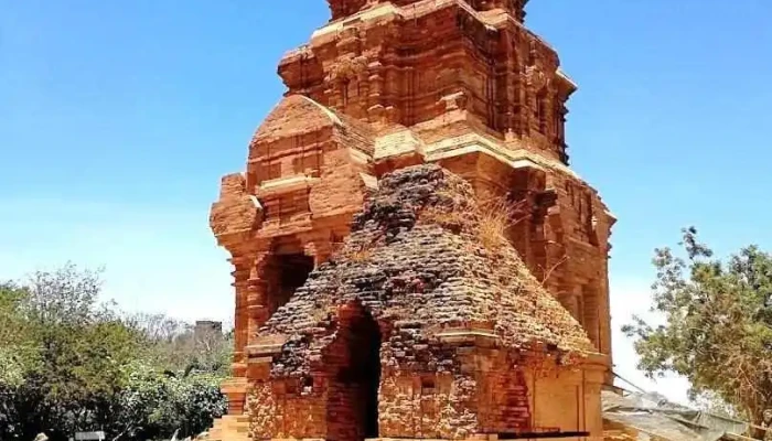 Champa temples ಚಂಪಾ ದೇವಸ್ಥಾನಗಳು - Bình Thuận