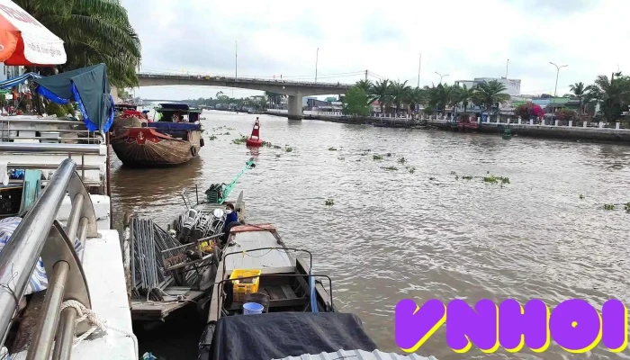 Cho Noi Nga Bay Tat Ca - Hậu Giang