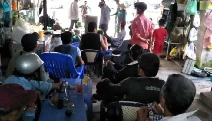 Cho Noi Vinh Thuan Vinaphone Khong Gian Ben Trong - Kiên Giang