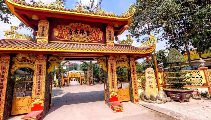 Chua Buu Lam Che Do Xem Pho Va 360deg - Tiền Giang