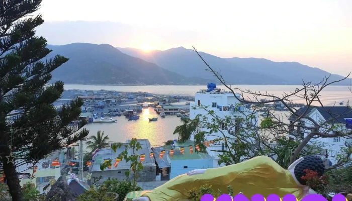 Chua Long Hung Tat Ca - Khánh Hòa
