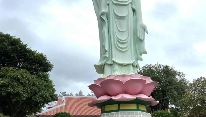 Chùa Long Khánh - Trần Hưng Đạo