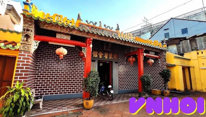 Chua Ong Bac Guang Dong Hui Guan Bac De Mieu Tat Ca - An Giang
