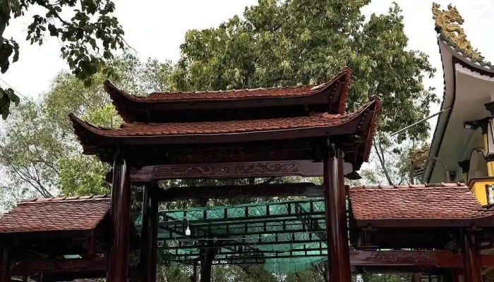 Chua Thai Son Nui Cau Moi Nhat - Bình Dương