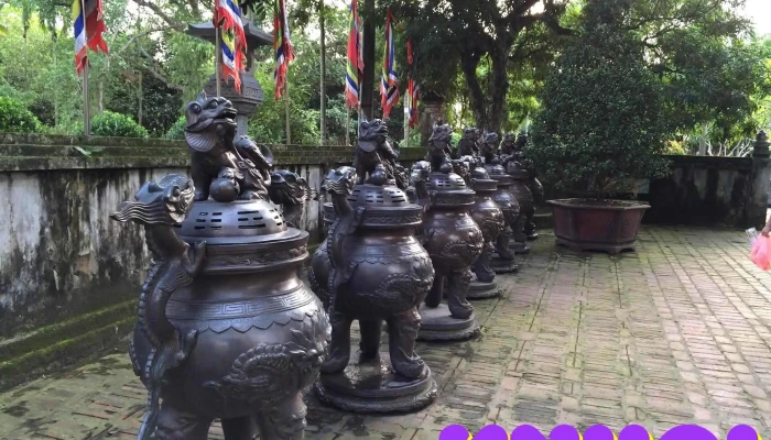Chua Thap Pho Minh Den Tran - Nam Định