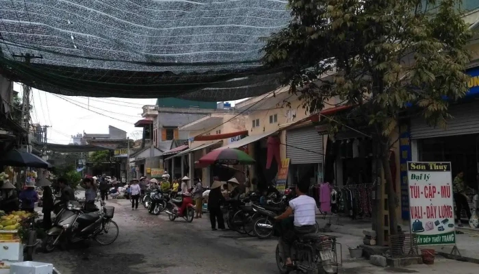 Chợ La Vân - Quỳnh Hồng