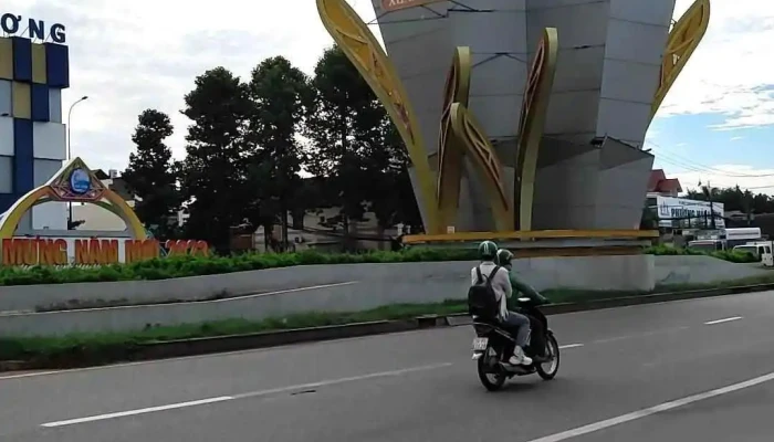 Cong Chao Tinh Binh Duong Video - Bình Dương