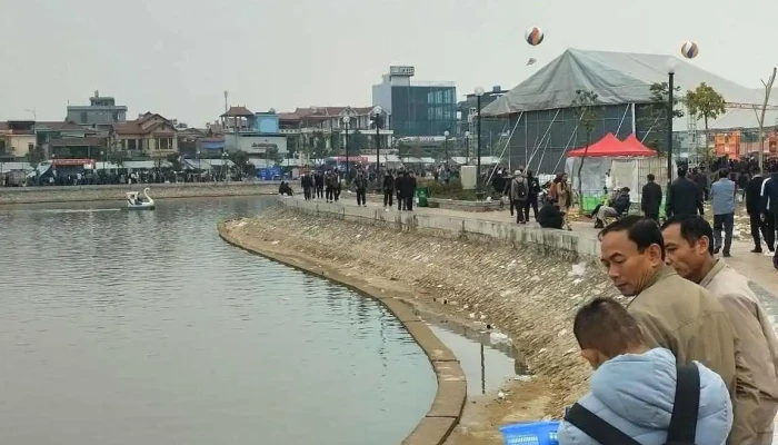 Cong Vien Ho Dieu Hoa Due Dong Bai Bien - Bắc Ninh