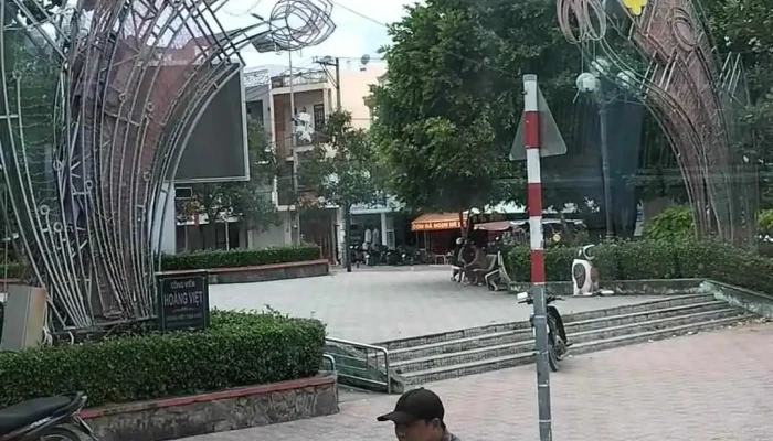 Cong Vien Hoang Viet Video - Tiền Giang
