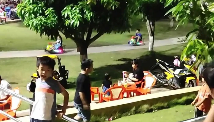 Cong Vien Xoai Video - Bình Phước