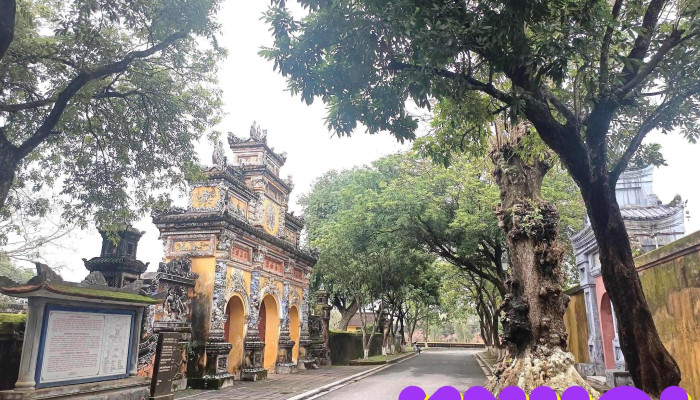 Cua Thuong Tu Cung Truong Sanh - Thành Phố Huế