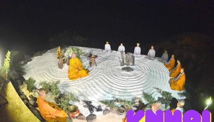 Cổng Trời Chùa Linh Quy Pháp Ấn - Lâm Đồng