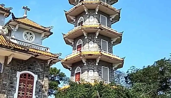 Dan Vien Thien An Nha Tho Kito Giao - Thành Phố Huế