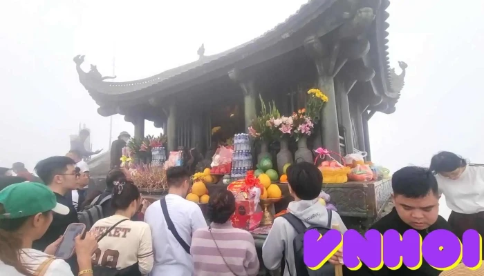Danh Thang Yen Tu Chua Dong Yen Tu - Quảng Ninh