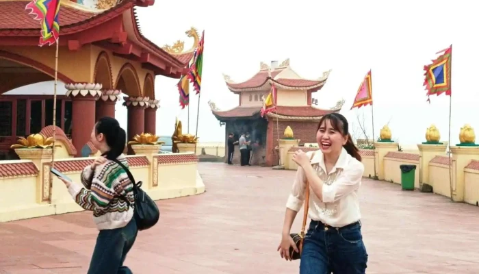 Den Ba De Moi Nhat - Hải Phòng