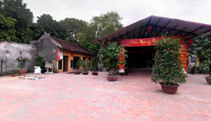 Den Ghenh Den Tho Goc Cua Hoang Thai Hau Y Lan Che Do Xem Pho Va 360deg - Hưng Yên