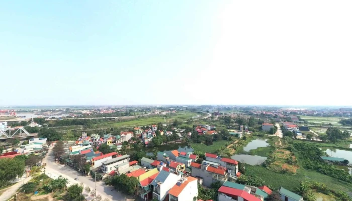 Den Tam Giang Va Chua Dai Bi Che Do Xem Pho Va 360deg - Phú Thọ