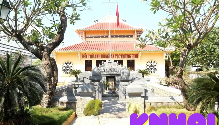 Den Tho Anh Hung Dan Toc Truong Dinh Dien Tho - Tiền Giang