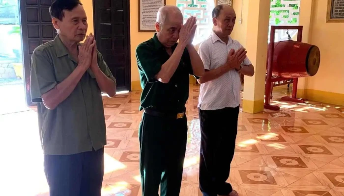 Den Tho Anh Hung Dan Toc Truong Dinh Moi Nhat - Tiền Giang